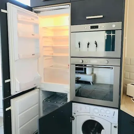 Climatisé 50m2 Proche Centre Et Gare