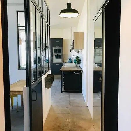 Apartman Climatise 50m2 Proche Centre Et Gare *